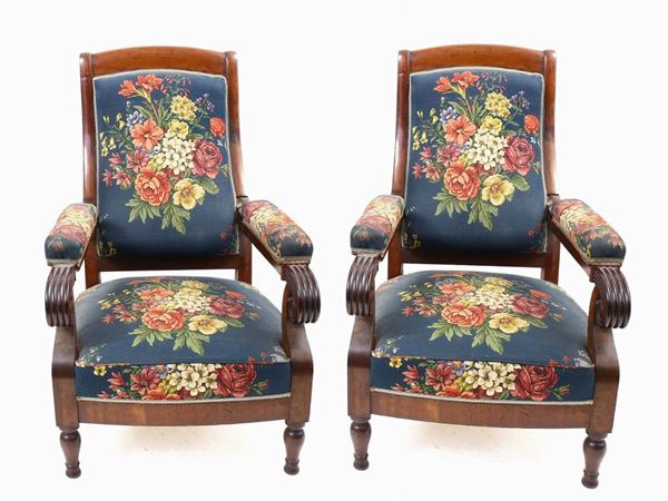 A pair of mahogany armchairs  (mid-19th century)  - Auction Antiquities, Interior Decorations and Vintage  from the Panarello Gallery in Taormina - Maison Bibelot - Casa d'Aste Firenze - Milano