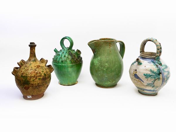 Four majolica vases  (Central Italy, 18th/19th century)  - Auction Antiquities, Interior Decorations and Vintage  from the Panarello Gallery in Taormina - Maison Bibelot - Casa d'Aste Firenze - Milano