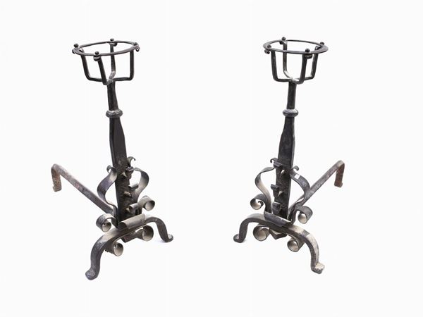 A pair of wrougth iron chimney alari  - Auction Antiquities, Interior Decorations and Vintage  from the Panarello Gallery in Taormina - Maison Bibelot - Casa d'Aste Firenze - Milano