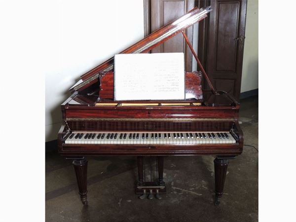 A Starr mahogany "Minum Grand" piano