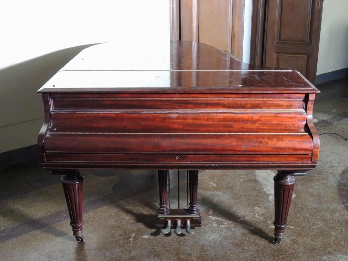 Pianoforte Starr "minum Grand"
