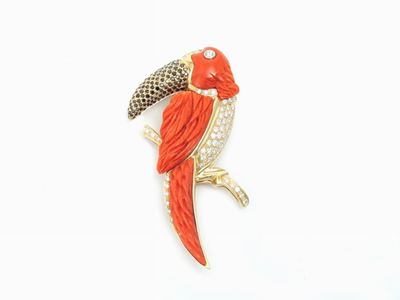 Spilla Animalier Ciaravolo in Oro Giallo, Diamanti Incolori e Neri e Corallo Rosso