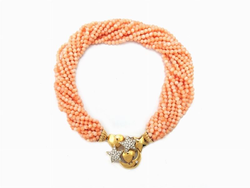 Demi Parure Girocollo e Orecchini in Oro Giallo, Diamanti e Corallo Rosa