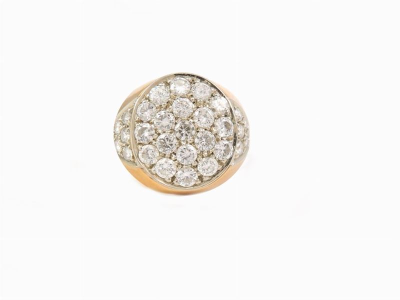 Anello a Fascia in Oro Giallo con Diamanti