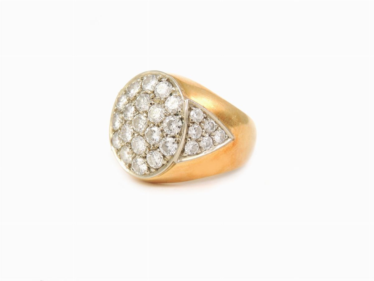 Anello a Fascia in Oro Giallo con Diamanti