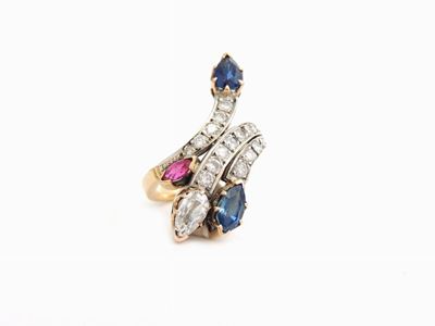 Anello in Oro Giallo e Bianco con Diamanti, Rubini e Zaffiri