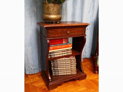 Coppia di Piccole Librerie in Noce