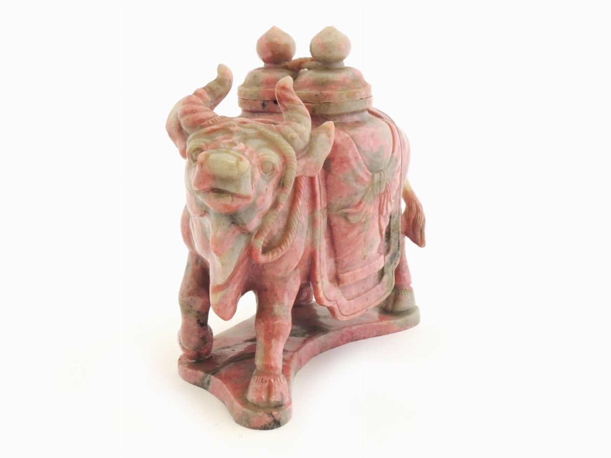 Scultura in Rodonite