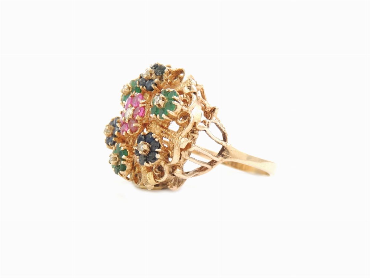 Anello in Oro Giallo 500/1000 con Diamanti, Rubini, Zaffiri e Smeraldi