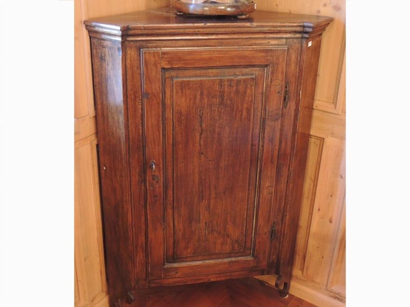 Angoliera in Legno Tenero
