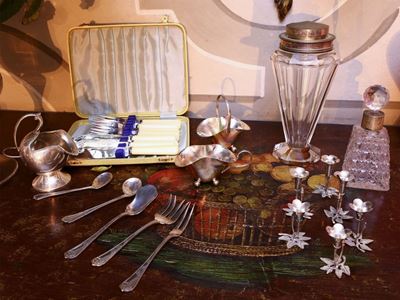 Lotto di Curiosità per la Tavola