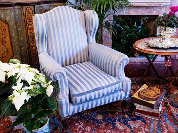A pair of upholstered armchairs  - Auction Furniture and Paintings from Palazzo al Bosco and from other private property - Maison Bibelot - Casa d'Aste Firenze - Milano