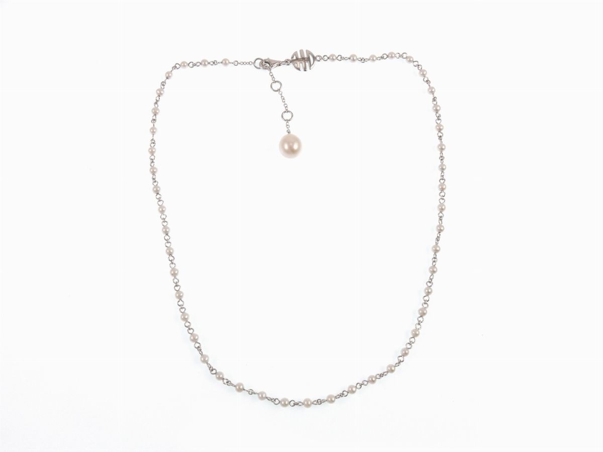 Collana Mimì di Mikimoto in Oro Bianco e Perle Coltivate