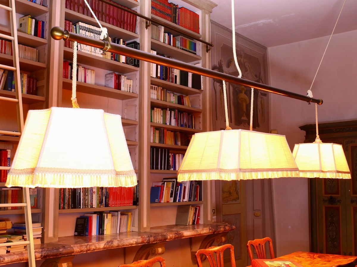 Grande Lampadario a Barra in Ottone