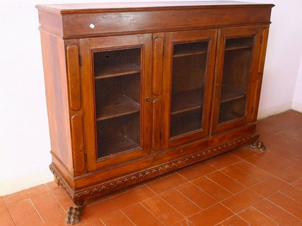 A rustic walnut cupboard  (early 20th century)  - Auction Furniture and Paintings from Palazzo al Bosco and from other private property - Maison Bibelot - Casa d'Aste Firenze - Milano