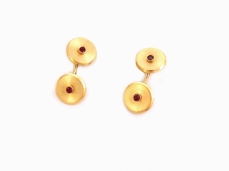 Gemelli in Oro Giallo con Rubini