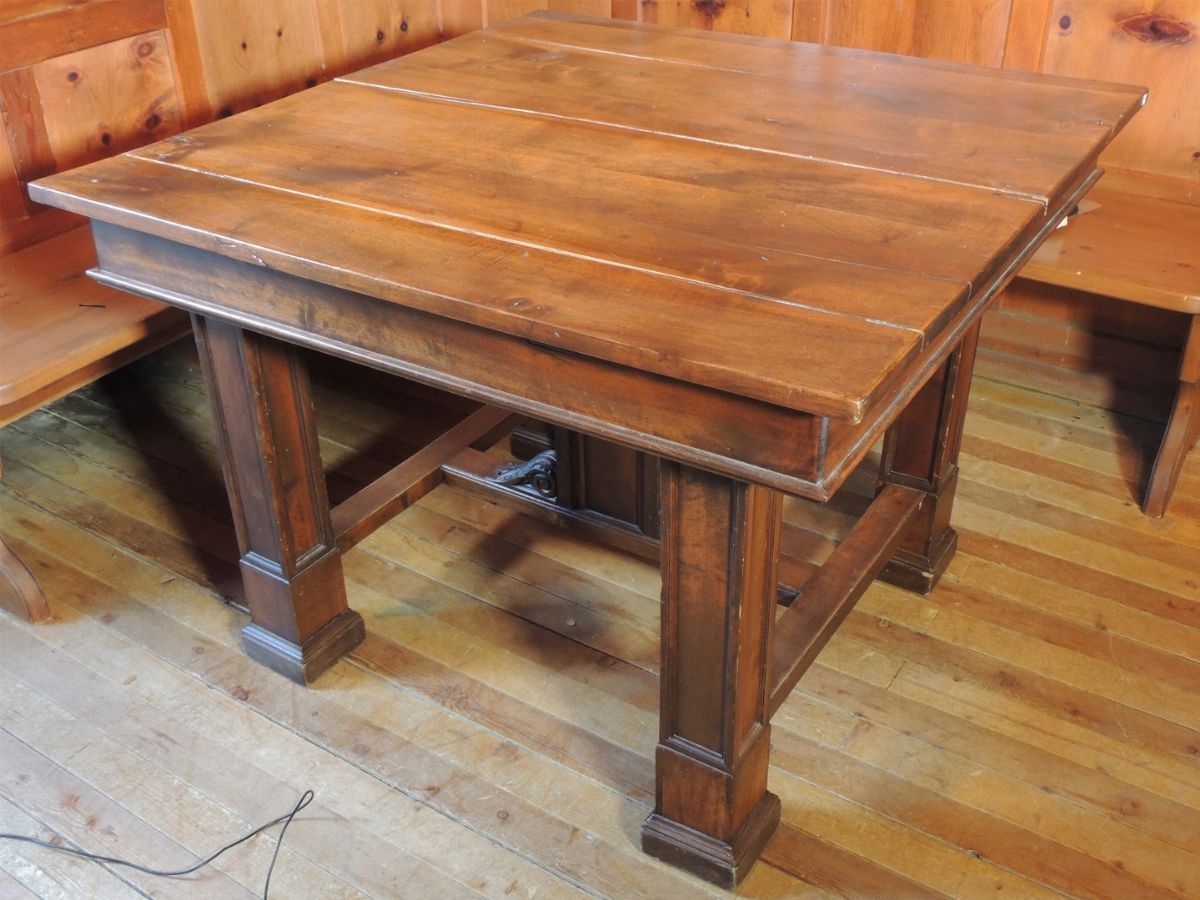 Tavolo e Panca Rustica in Legno Tenero