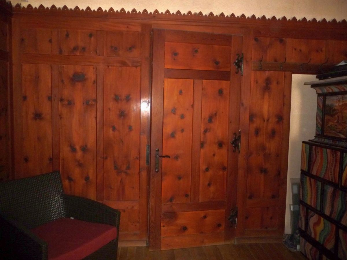 Boiserie in Legno di Cirmolo