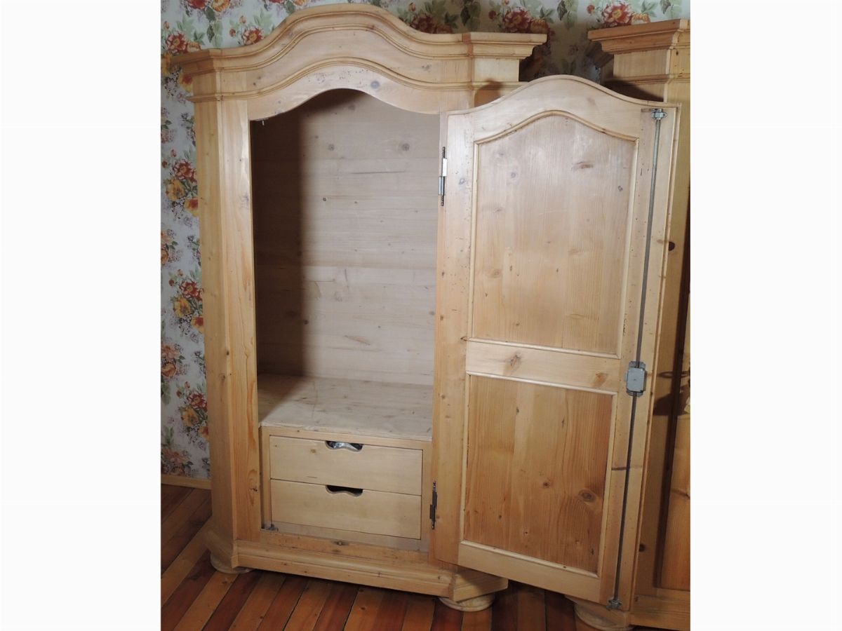 Armadio Tirolese in Legno Tenero