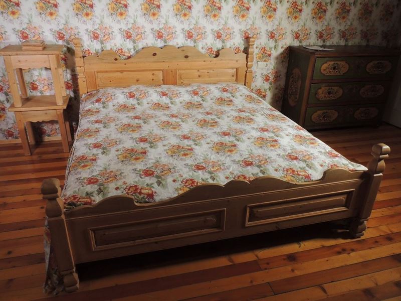 Copriletto in Misto Lino con Paio di Tende En Pendant