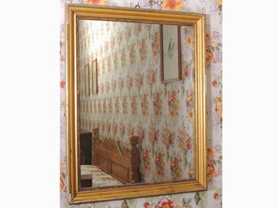Specchiera con Cornice Modanata in Legno Dorato