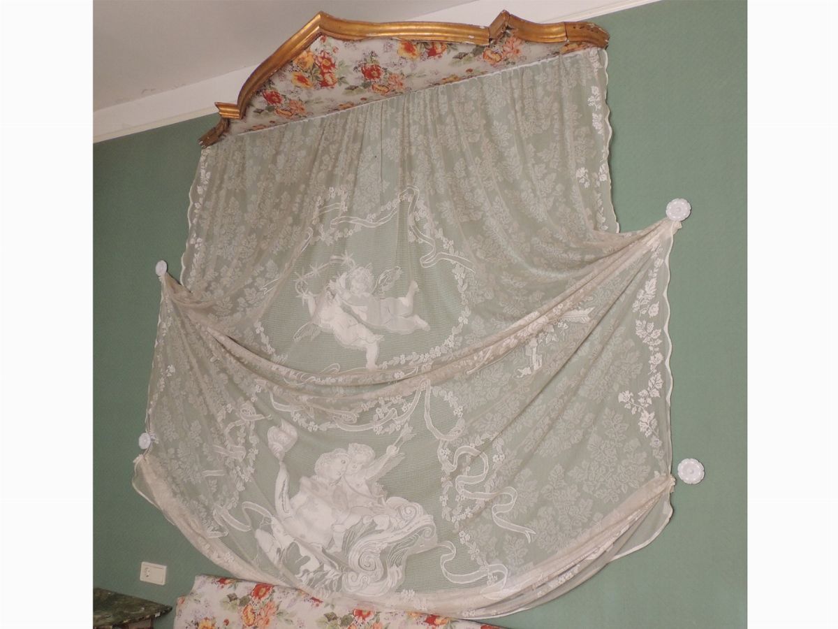 Letto a Baldacchino