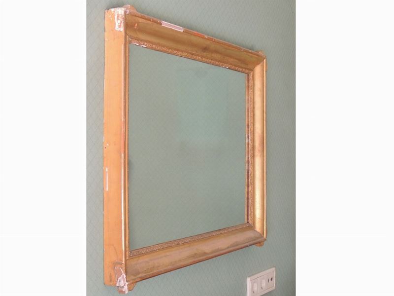 Piccola Specchiera con Cornice in Legno Dorato