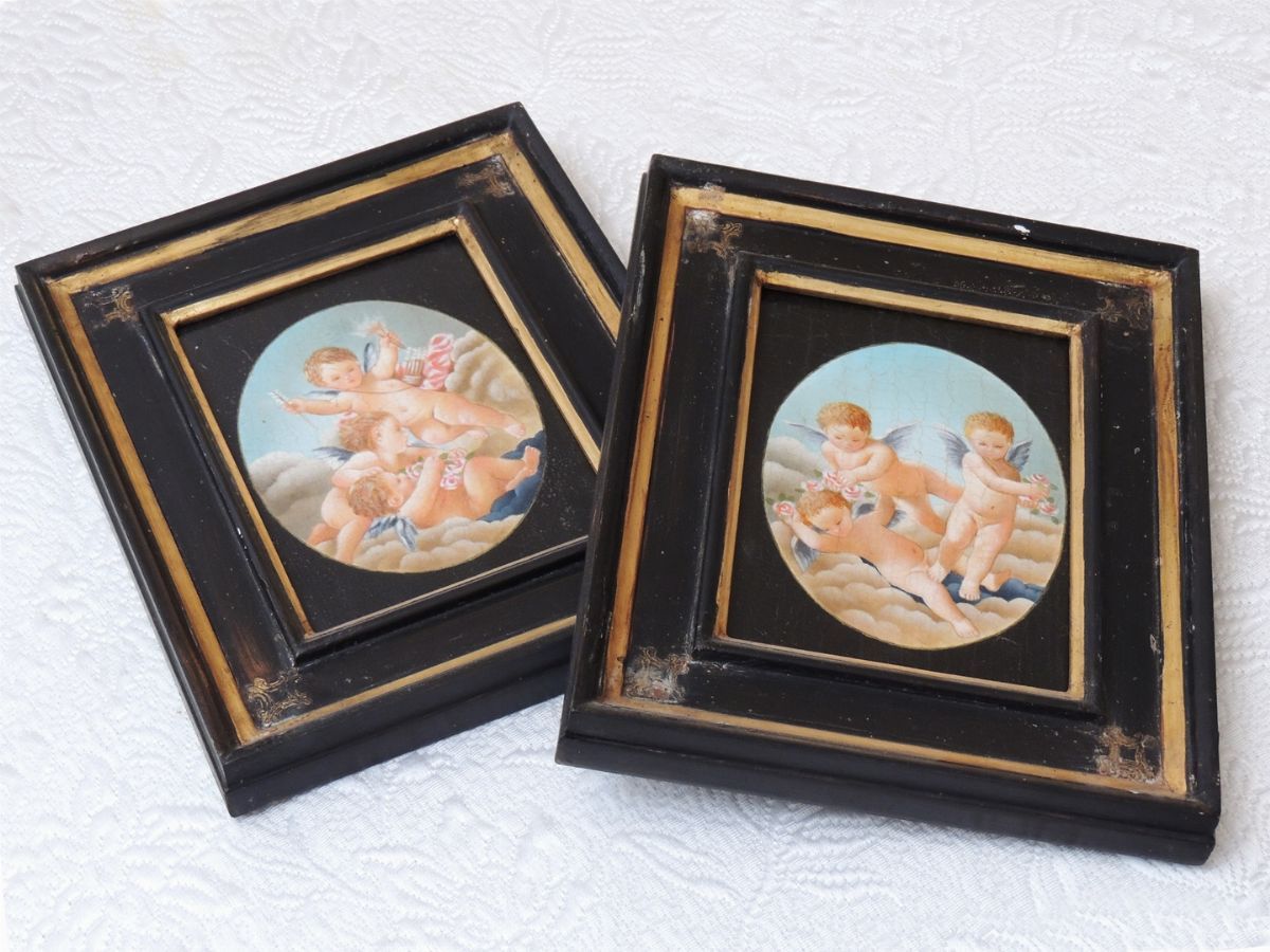 Serie di Tre Stampe con Scene di Interno