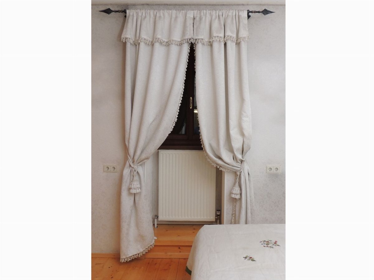 Testiera per Letto Matrimoniale in Legno Dipinto nei Toni del Verde