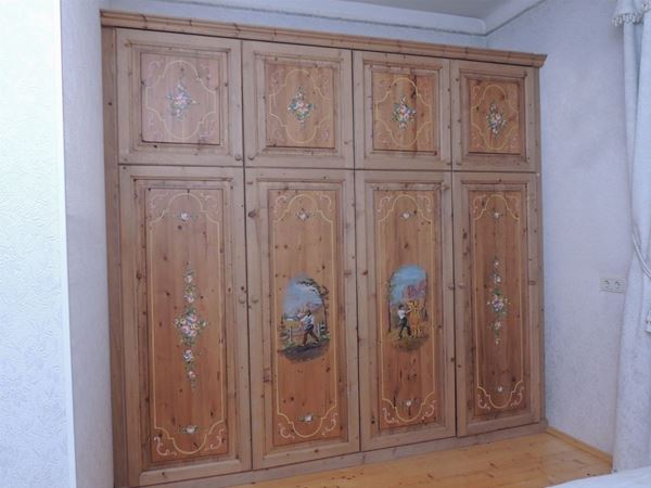 A Tyrolean softwood wardrobe  (20th century)  - Auction Tyrolean furniture from Villa Regina in Dobbiaco - Maison Bibelot - Casa d'Aste Firenze - Milano