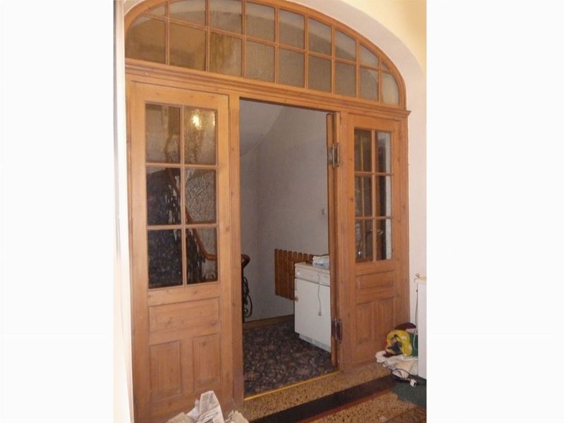 Grande Porta a Vetri da Atrio in Legno Tenero di Forma Centinata