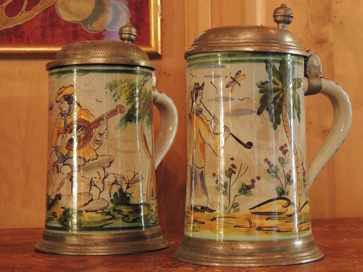 Serie di Dodici Tankard in Maiolica e Peltro