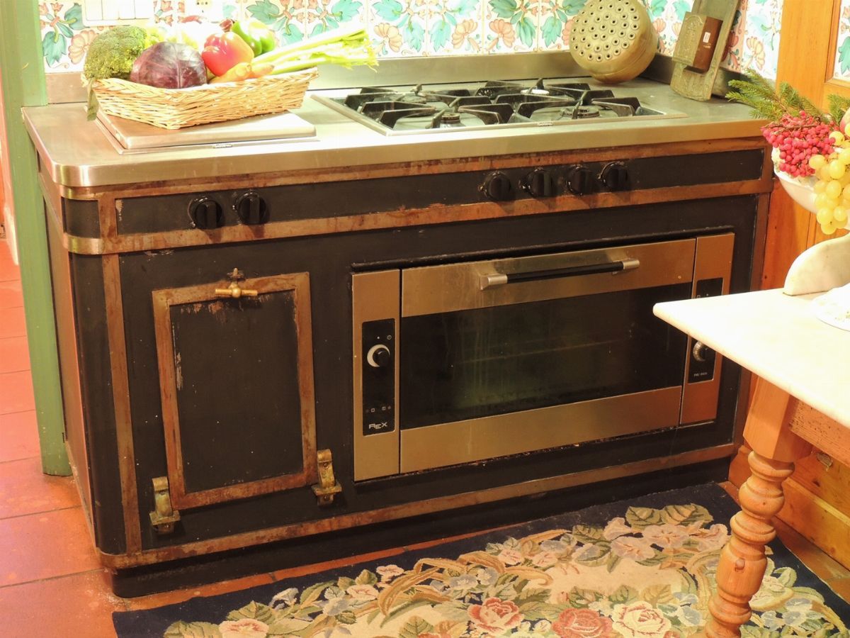 Due Moduli per Cucina in Acciaio Inossidabile di Riccardo Barthel