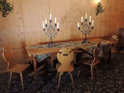 Boiserie Tirolese in Legno di Abete da Stube