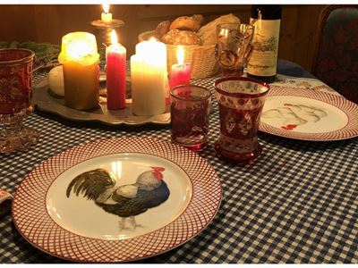 Serie di Nove Piatti in Porcellana Inglese