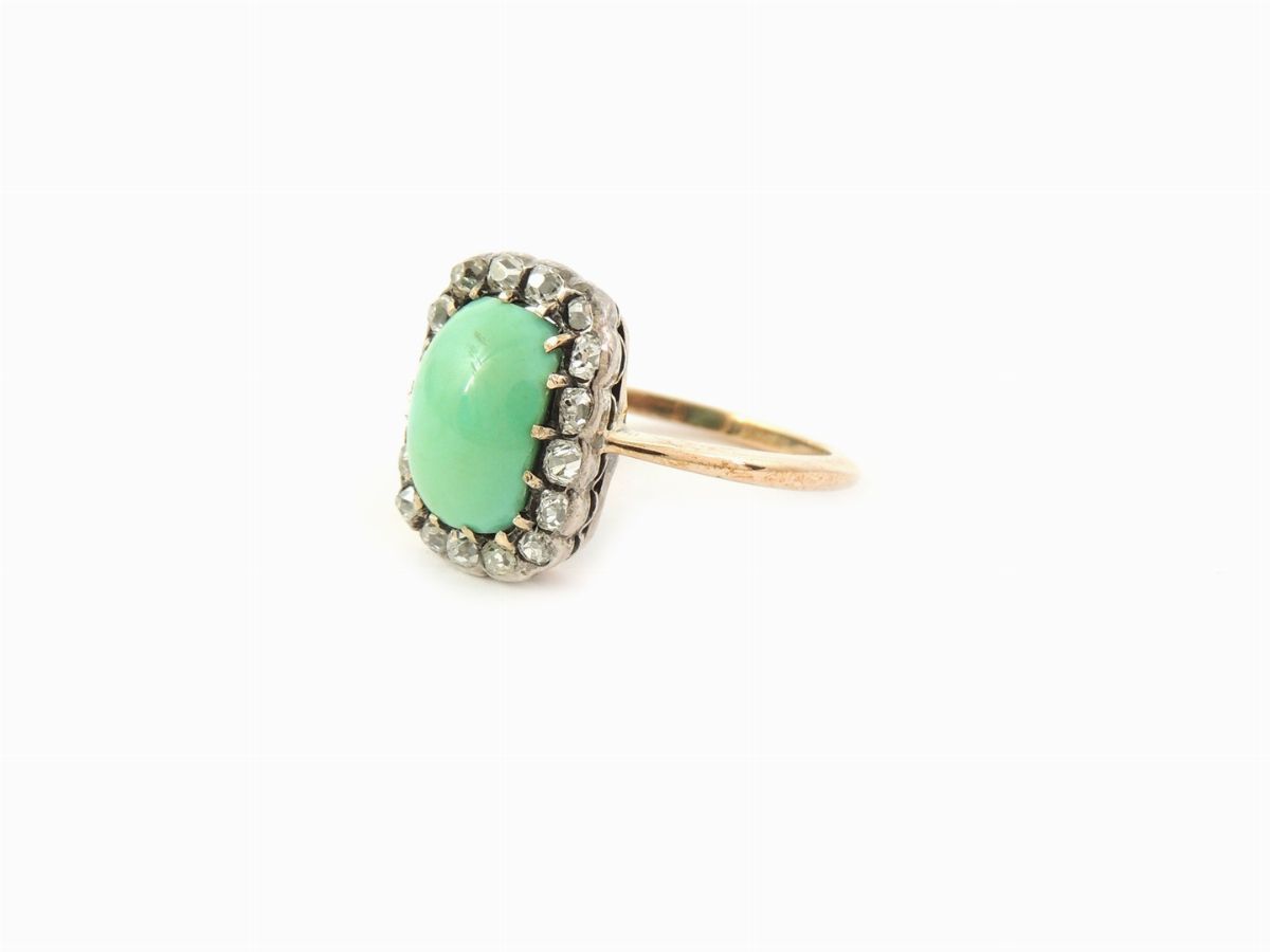 Anello a Margherita in Oro Giallo con Diamanti e Turchese