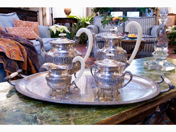Servito da tè e caffè in argento in stile impero