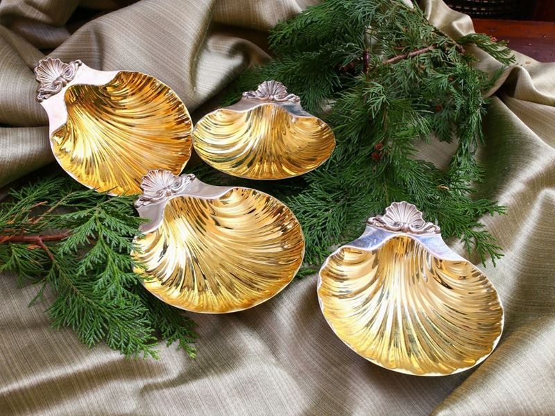 Serie di Quattro Conchiglie in Argento