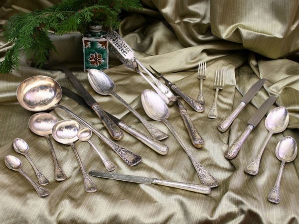An important silver cutlery set