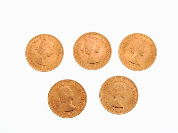 Cinque monete da una sterlina