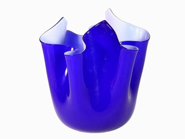 A fazzoletto vase in milk and blue cased glass  (Murano, 20th century)  - Auction Only Glass - Maison Bibelot - Casa d'Aste Firenze - Milano