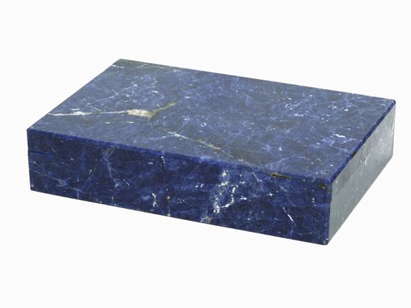 A lapis lazuli box