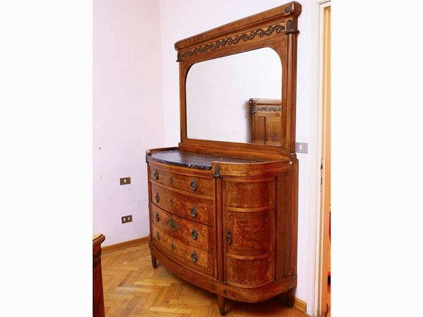 A walnut and briar veneered chest of drawer with mirror  (early 20th century)  - Auction Furniture and Paintings from Palazzo al Bosco and from other private property - Maison Bibelot - Casa d'Aste Firenze - Milano