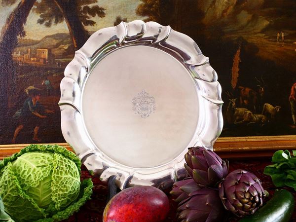 A silver tray  - Auction Furniture and Paintings from Palazzo al Bosco and from other private property - Maison Bibelot - Casa d'Aste Firenze - Milano