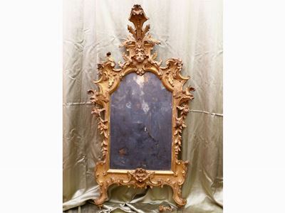 Specchiera con Cornice in Legno Intagliato e Dorato