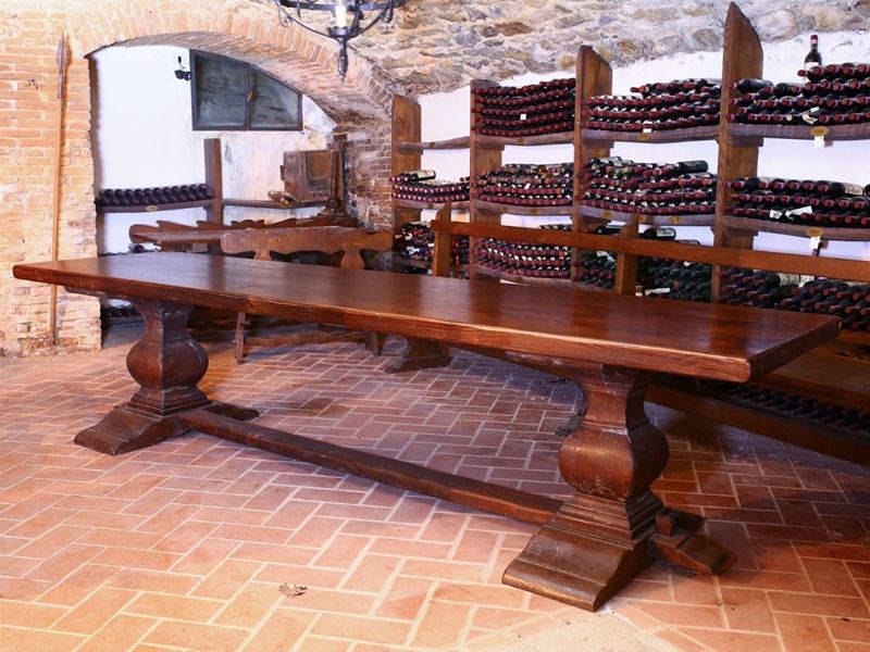 Grande Tavolo a Fratina in Noce