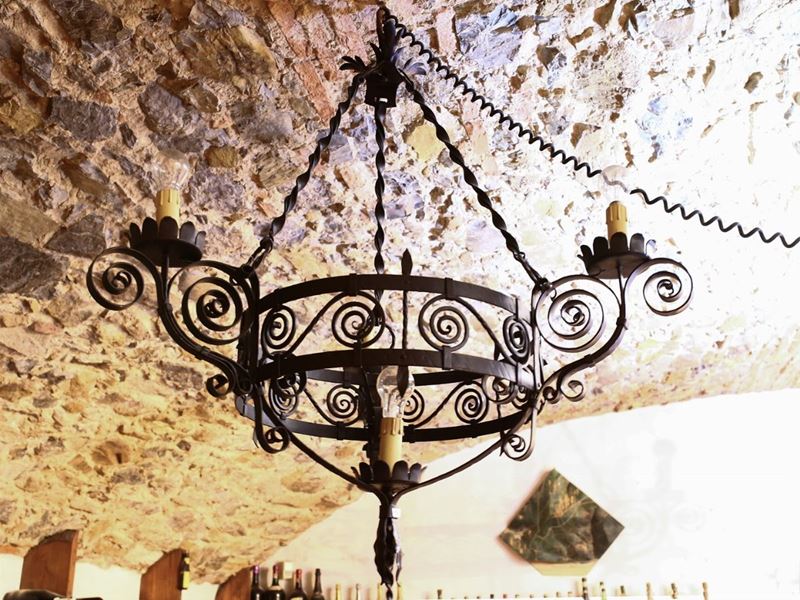 Lampadario a Corona in Ferro Battuto