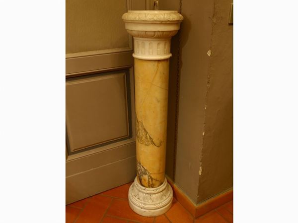 A marble column  - Auction Furniture and Paintings from Palazzo al Bosco and from other private property - Maison Bibelot - Casa d'Aste Firenze - Milano