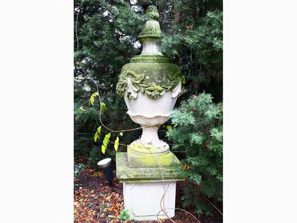 A pair of garden large decorative vases