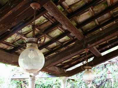 Coppia di Lanterne da Giardino in Ferro Battuto